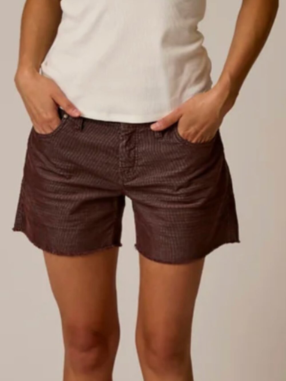Carve Designs Oahu 4" Short in Coffee Sz 6